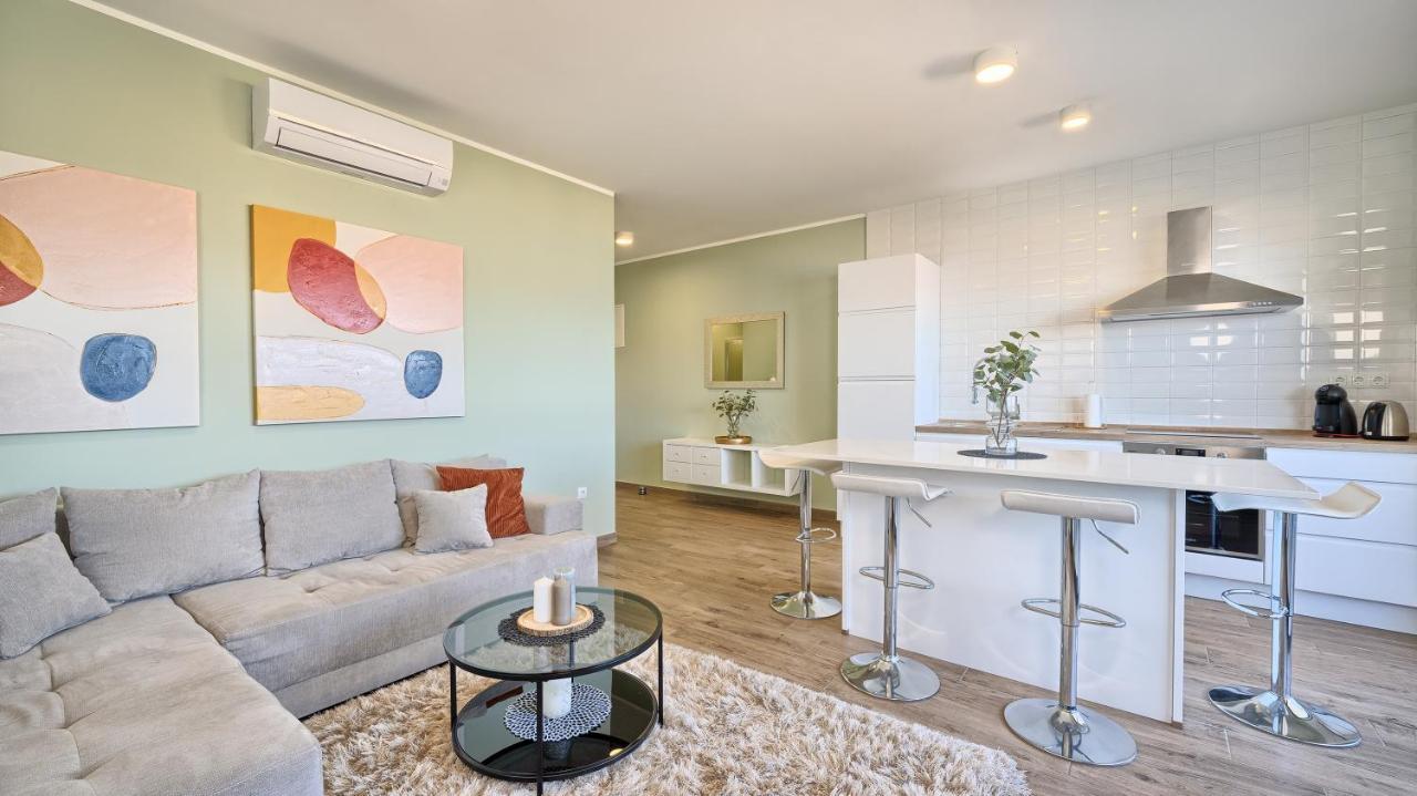 Apartment 4 Friends Apartment Sanja 斯拉汀 外观 照片